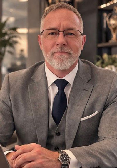 Ivan Desmond Lui Global Strategy